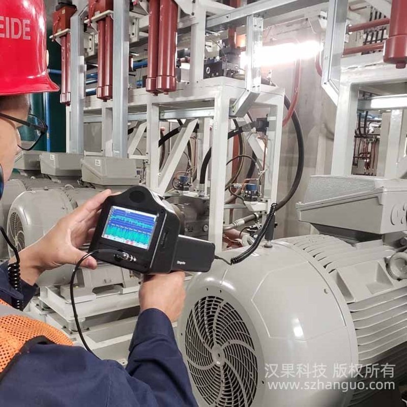 服务器托管：选择合适的服务商，企业不再烦恼